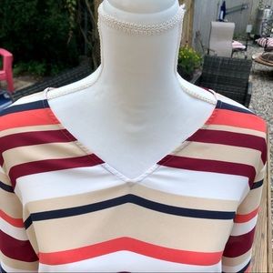 Ann Taylor Long Sleeve Light Weight Top M